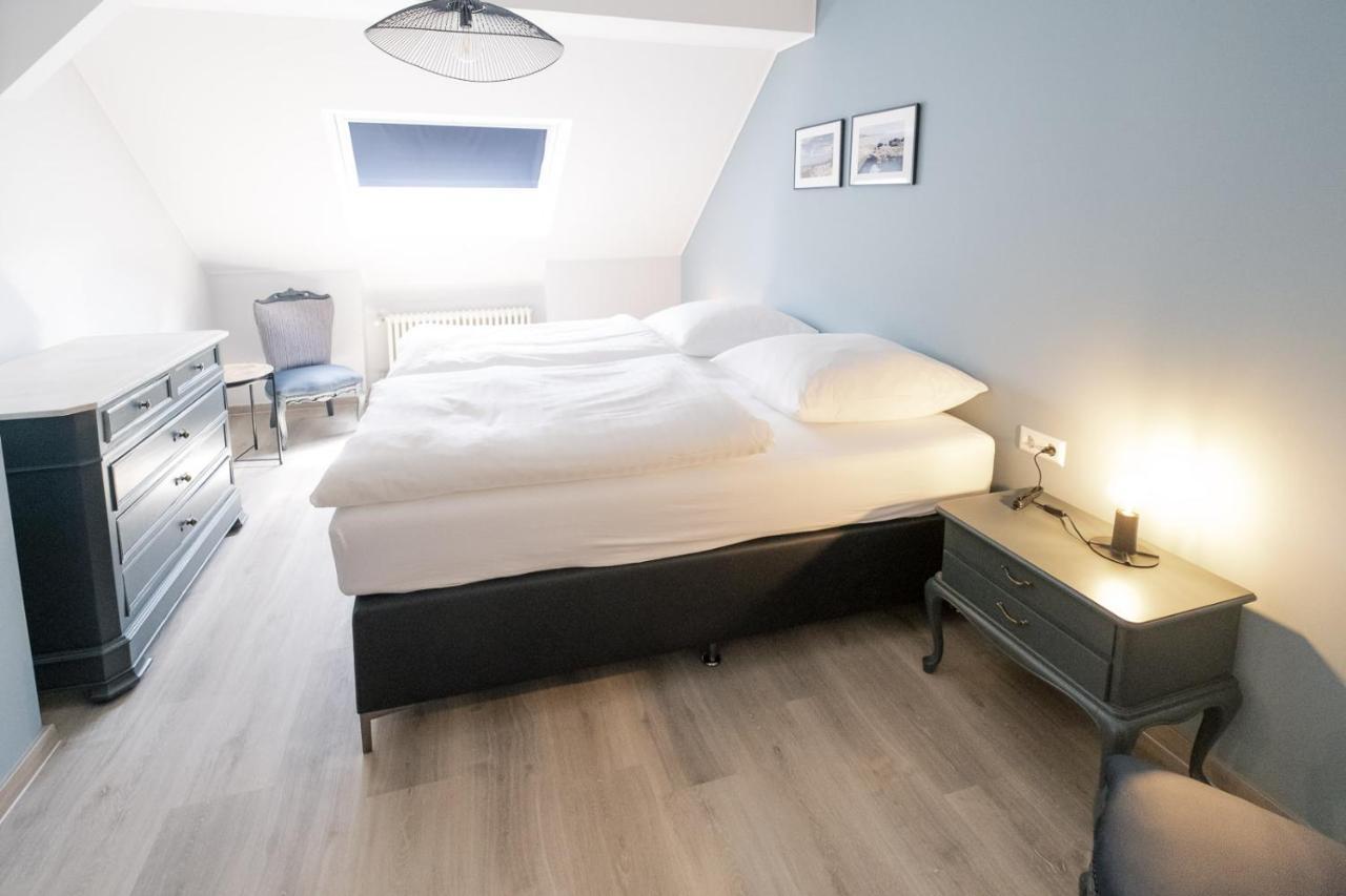 Hotel-Restaurant Beim Schlass Wiltz Экстерьер фото