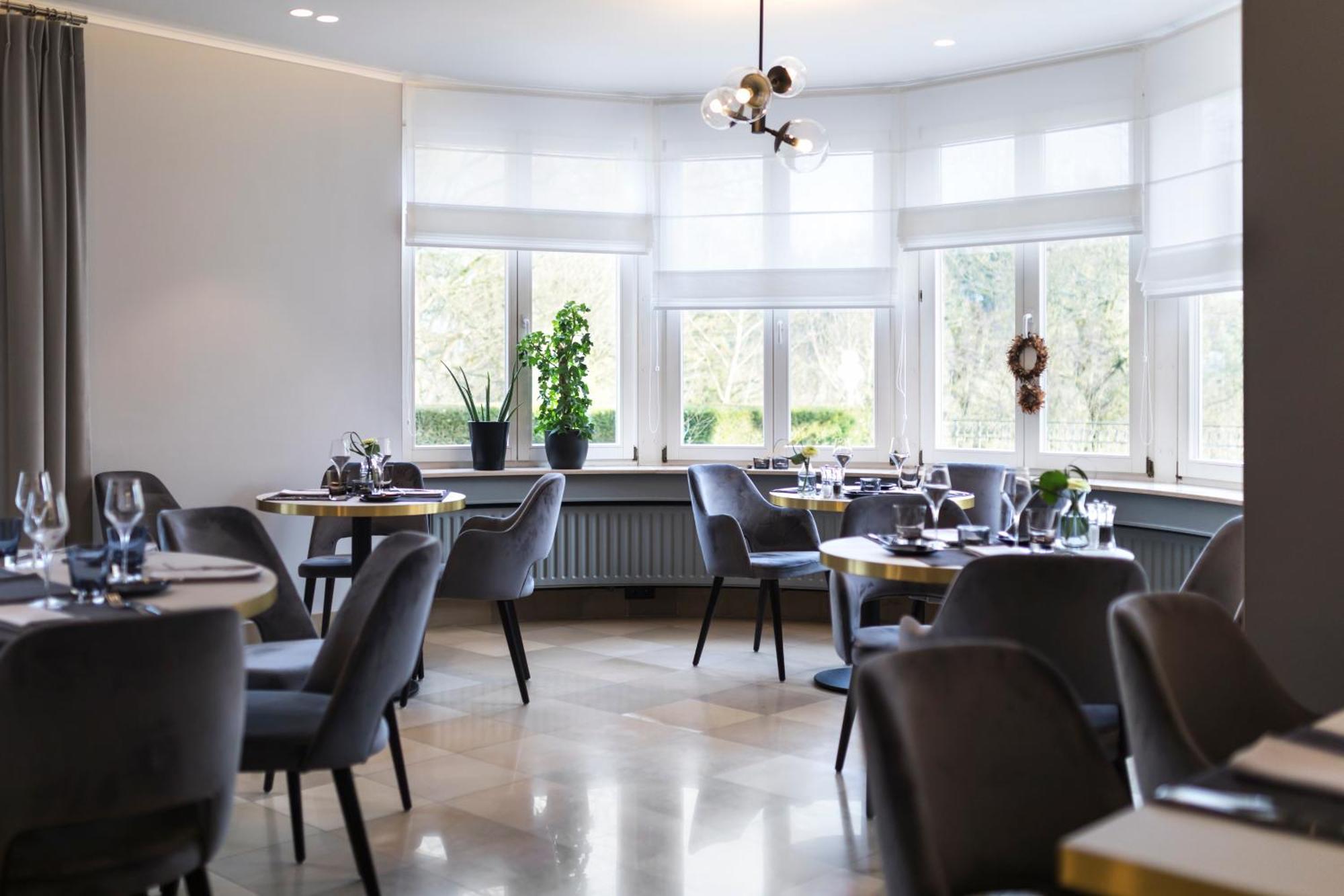 Hotel-Restaurant Beim Schlass Wiltz Экстерьер фото